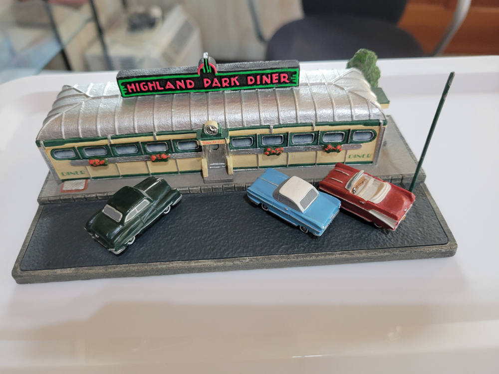 PhillyMintDanbury Mint Highland Park Diner Vinny's Used Car