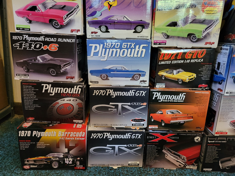 Mopar diecast sale 1 18