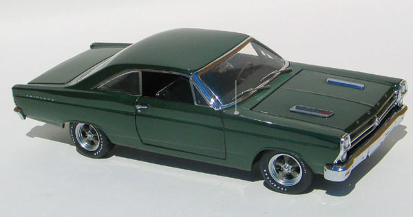 GMP 1966 Ford Fairlane Limited Edition 600 118th Scale
